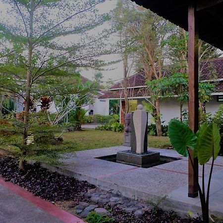 Hotel Minak Jinggo Banyuwangi  Luaran gambar