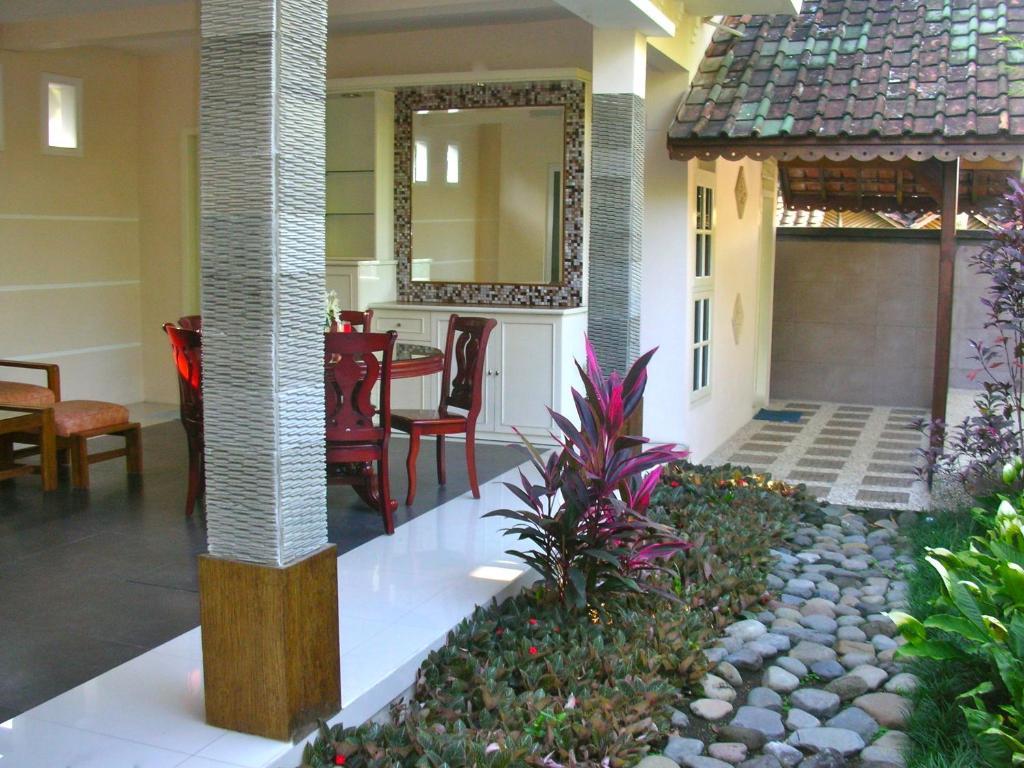 Hotel Minak Jinggo Banyuwangi  Luaran gambar