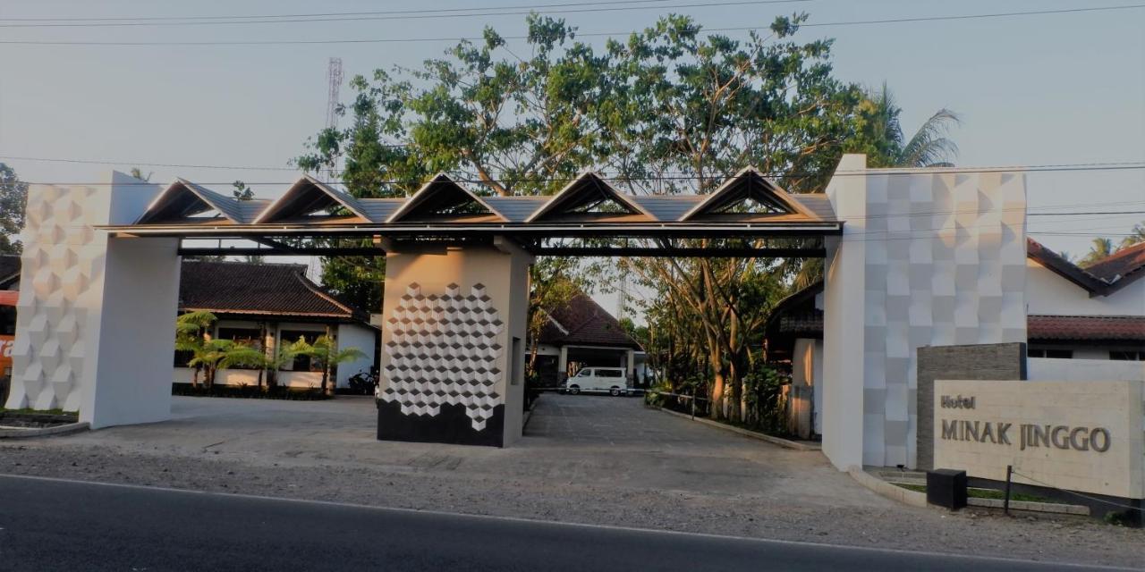 Hotel Minak Jinggo Banyuwangi  Luaran gambar