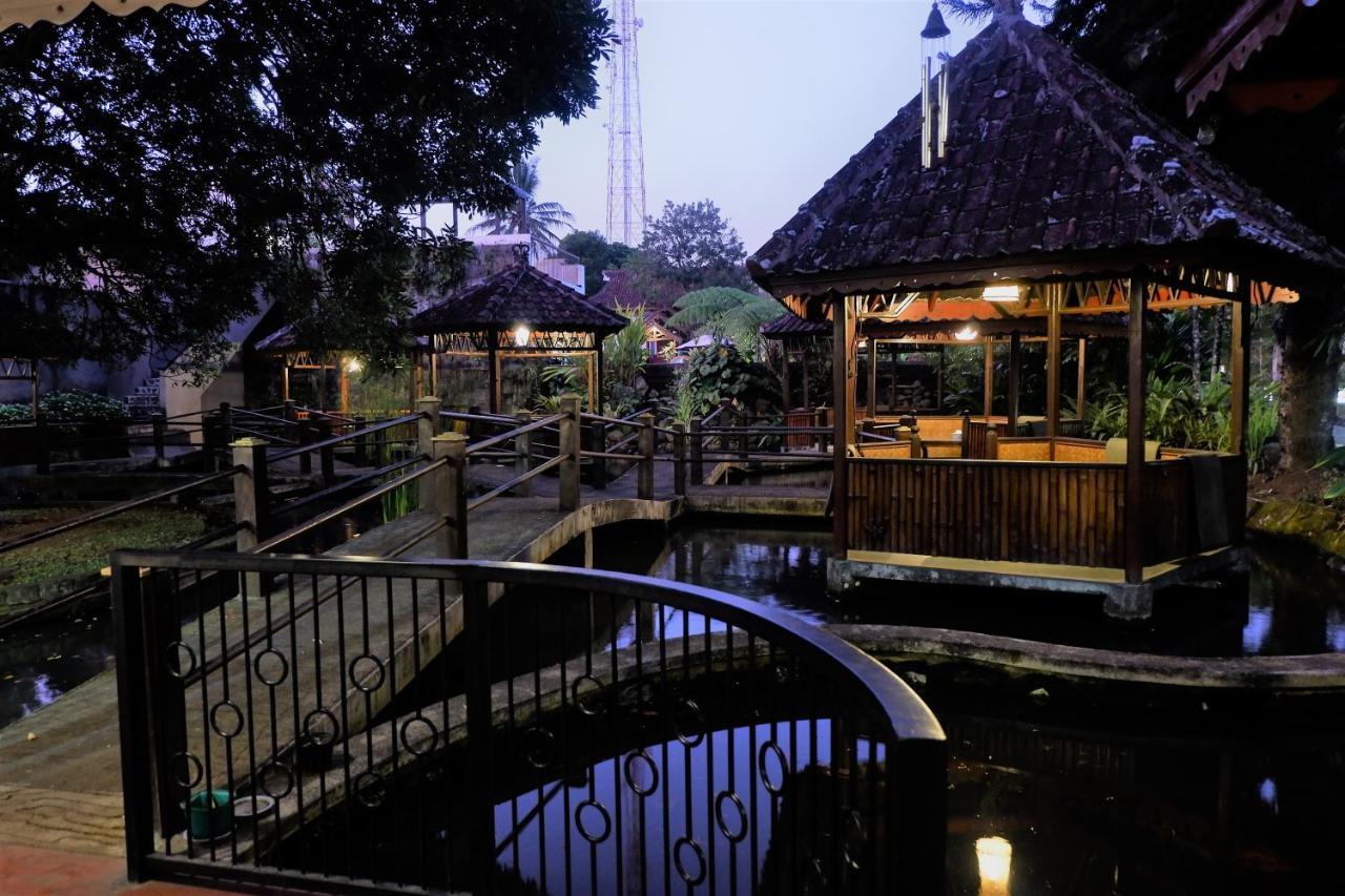 Hotel Minak Jinggo Banyuwangi  Luaran gambar